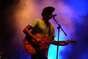 Reggae-Sänger und Songwriter Patrice ging den Abend gemütlich an.