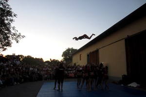 Es fliegt, es fliegt, es fliegt.... die Nadine von den Freaks...