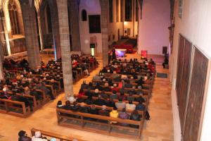 Volle Kirche bei der "Lesung aus dem ersten Buch des Pater Martin an die Ennser". Volle Kirche bei der "Lesung aus dem ersten Buch des Pater Martin an die Ennser".
