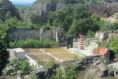 Pippi Langstrumpf steht heuer am Kinderprogramm. Die Villa Kunterbunt ist schon aufgebaut.