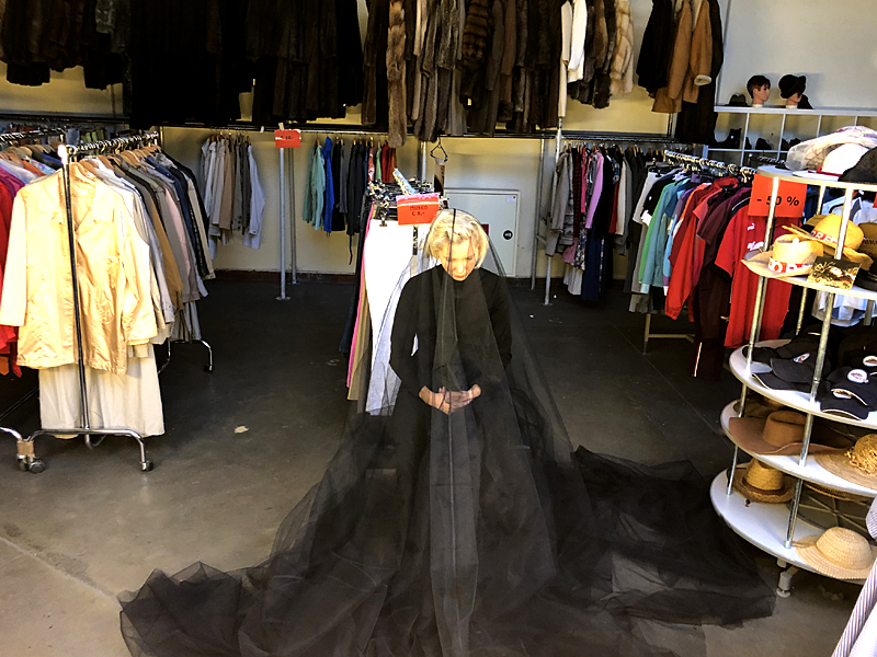 Mira Lu Kovacs im Carl